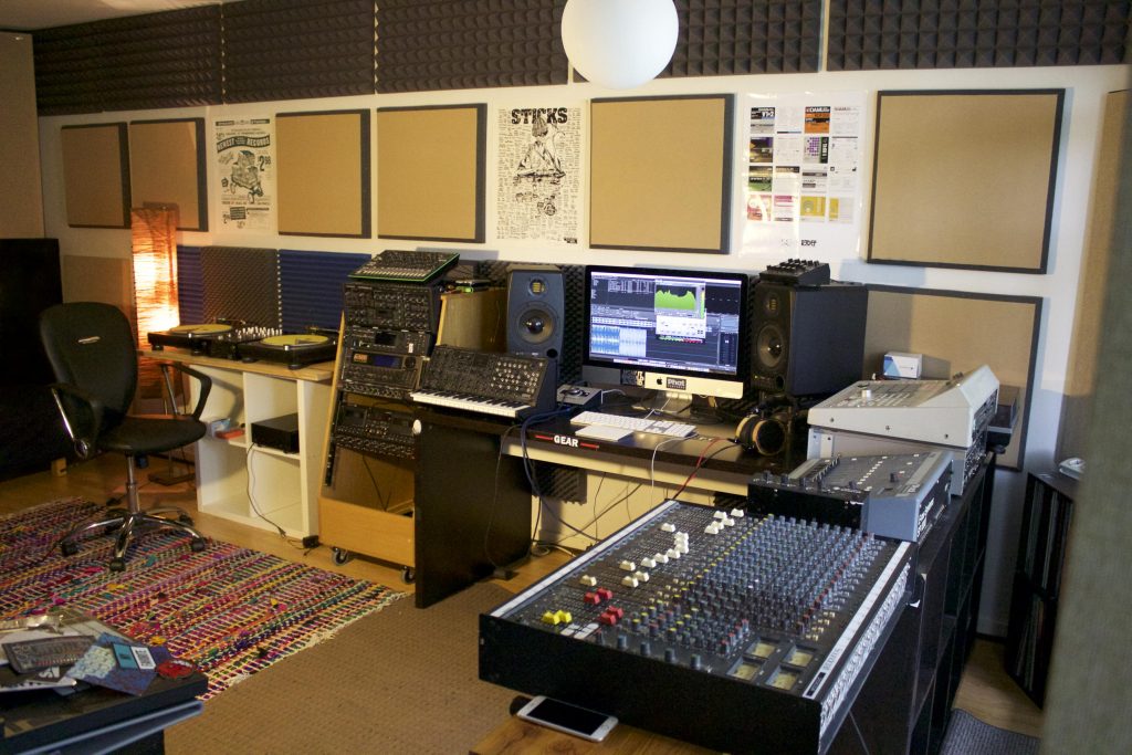studio_