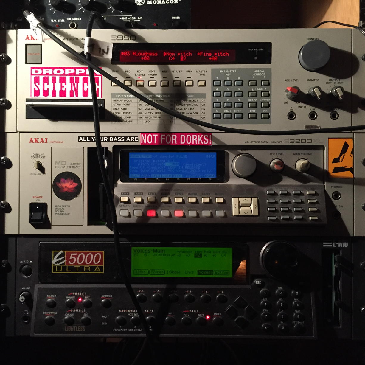 A little sampler shootout | Fanumusic.com